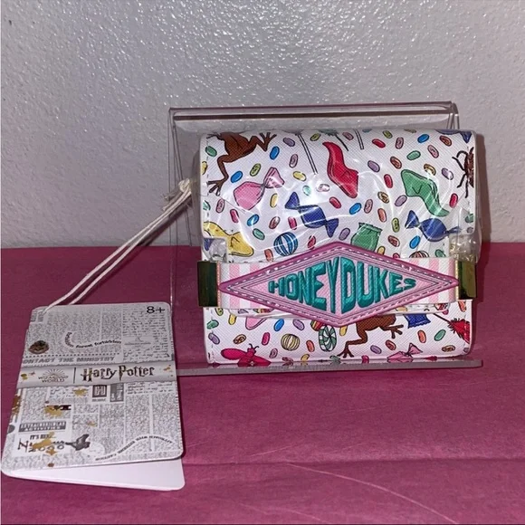 Exclusive Loungefly Harry Potter Honeydukes Candy Print Wallet - Picture 2 of 9